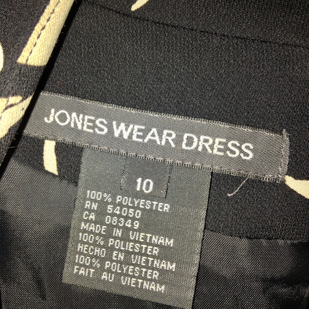 Jones Wear Floral Black and White Dress - Picture 4 of 4